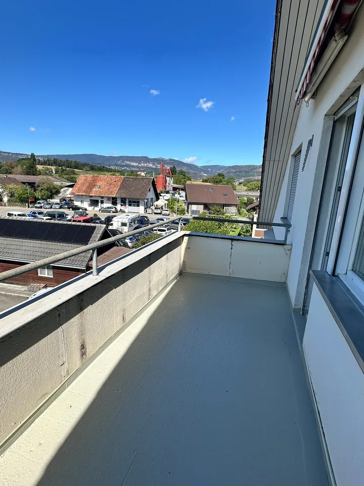 Grosszügige 3.5 Zimmer Dachgeschosswohnung