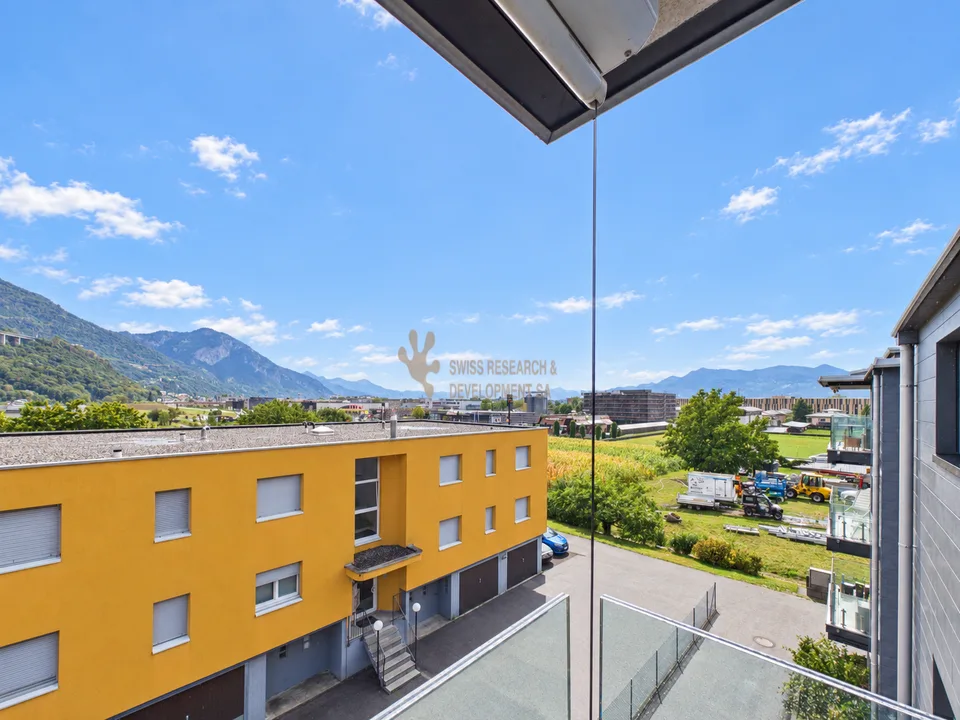 MODERNO APPARTAMENTO DI 4,5 LOCALI IN POSIZIONE STRATEGICA – Foto 7 von 18