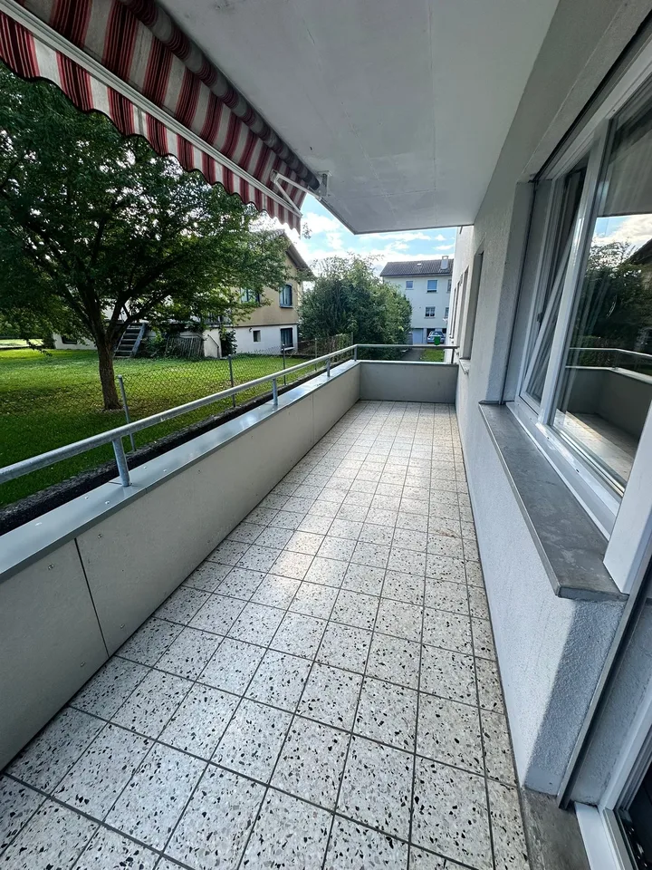 Helle 4 Zimmer Wohnung im Hochparterre