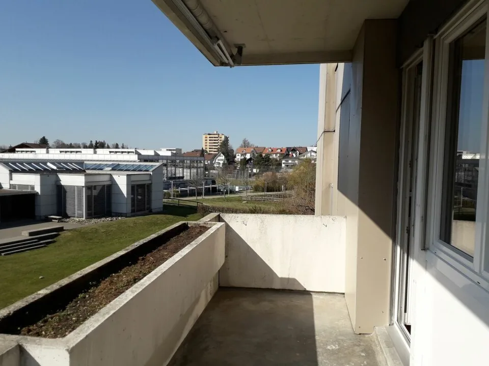 Appartement de 3 pièces lumineux au 2e étage