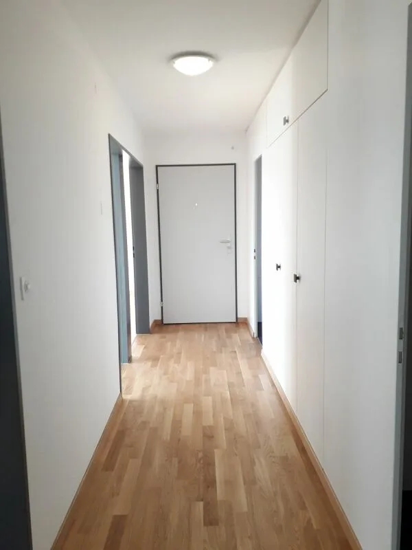 Appartement de 3 pièces lumineux au 2e étage