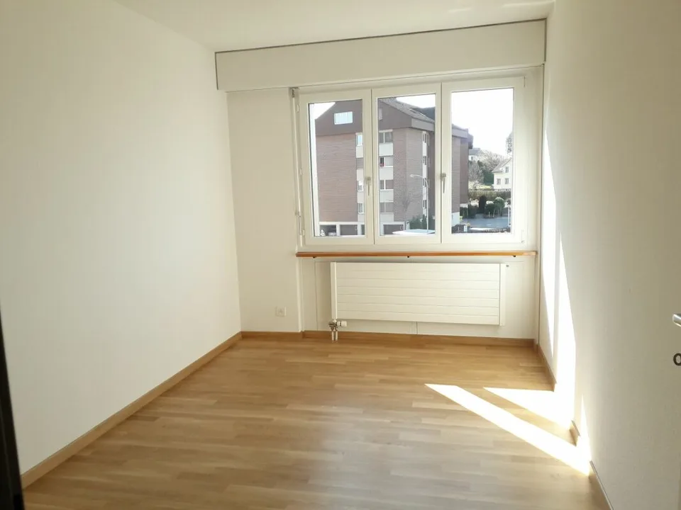 Appartement de 3 pièces lumineux au 2e étage