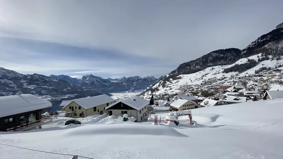 Terreno edificabile sviluppato con vista panoramica – foto 5 di 7