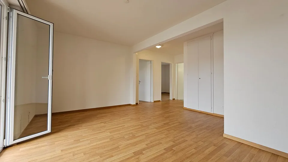 Charming 3.5-room apartment with balcony and beautiful view in Grenchen