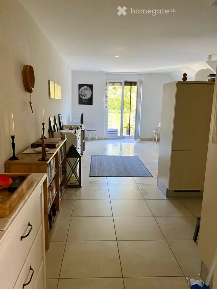 Schöne, helle 2.5 Zimmer-Wohnung per 1.12.26 oder n. Vereinbarung