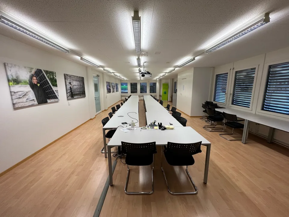 Perfect connection to public transport and road network: 110 m2 office space