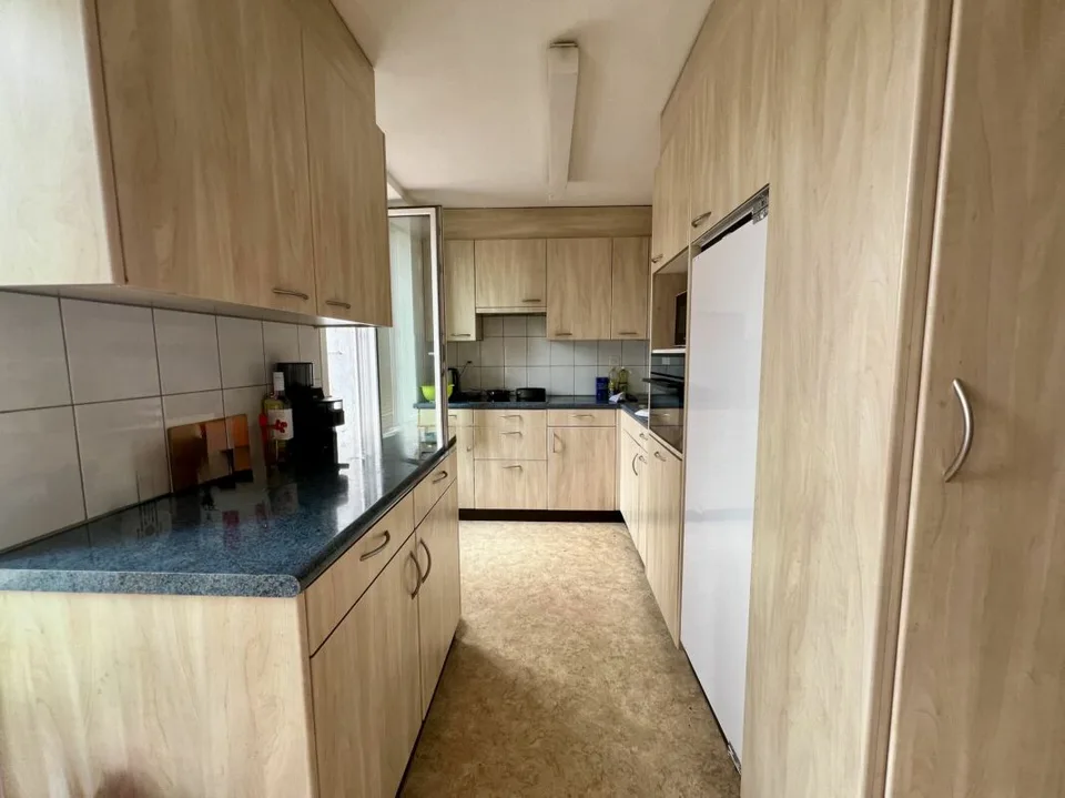 Maison multifamiliale entièrement louée avec trois grands appartements – photo 10 sur 13