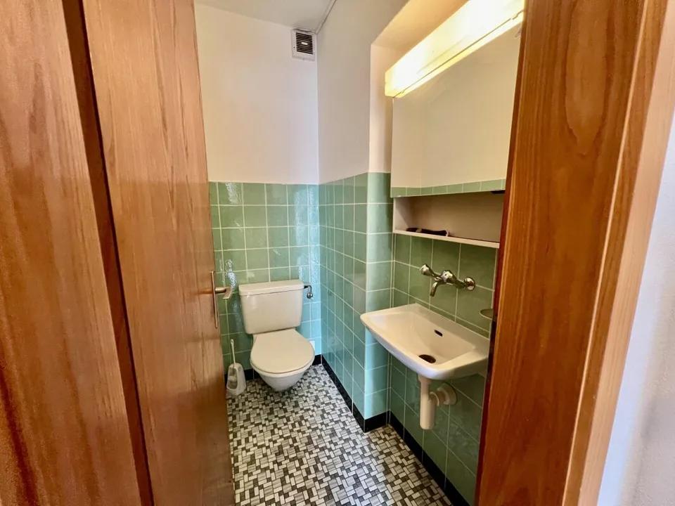 Maison multifamiliale entièrement louée avec trois grands appartements – photo 12 sur 13