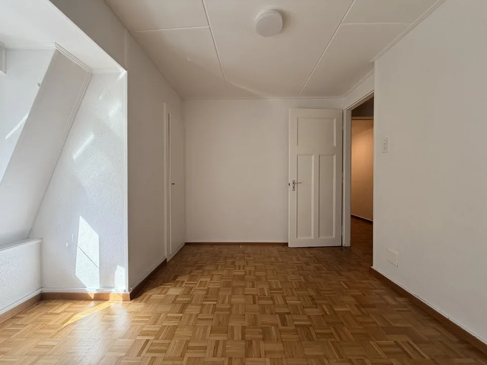 A louer appartement 4.5 pièces au 4ème étage