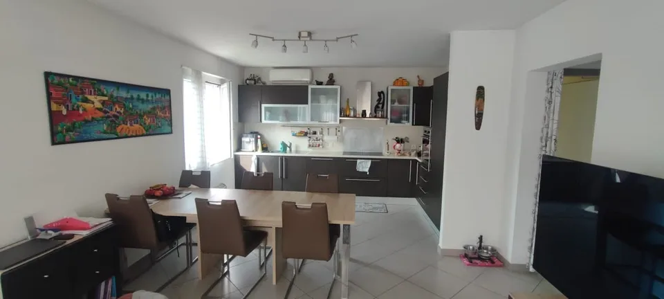 Maison unifamiliale charmante à Vacallo – 4,5 pièces avec jardin – photo 9 sur 12