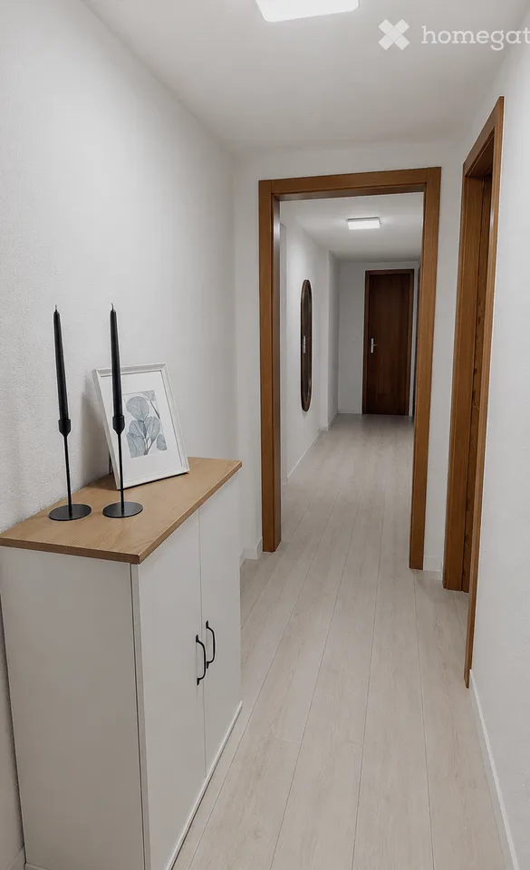 Appartamento 4.5 locali | Panorama, balcone, terrazza | Sauna | Elettricità & WLAN inclusi | Arredamento possibile