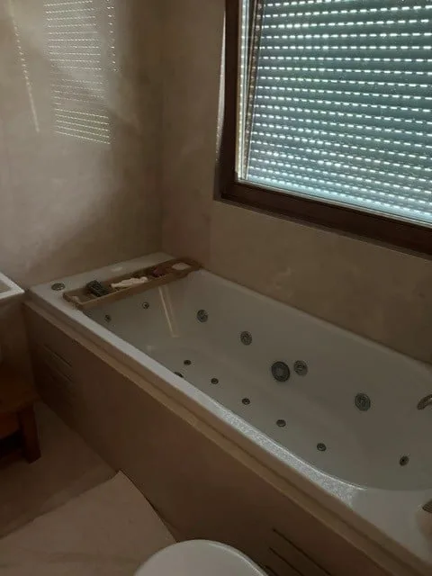 Flexible Saisonmiete - Luxusobjekt an der Via Tinus 48