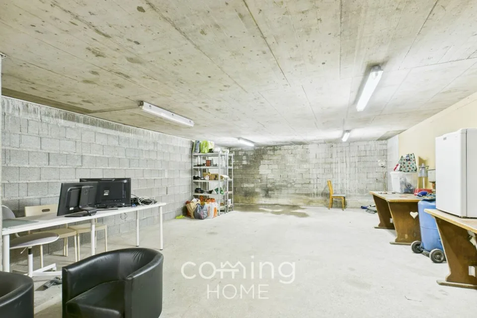 440 m² Gewerbehalle in Turtmann - Starkstrom, direkte Zufahrt und flexible Nutzung – Foto 4 von 14
