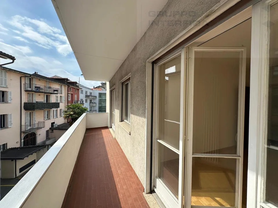 Wohnung 3.5 Zimmer im Zentrum mit Balkonen – Foto 8 von 10