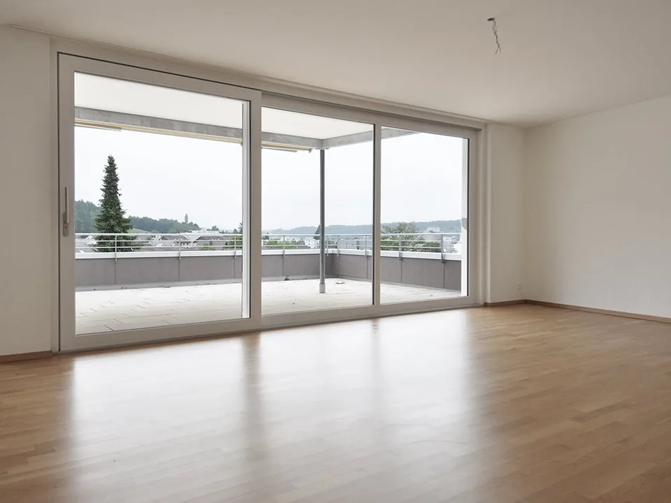 Appartement en attique de 4,5 pièces avec vue lointaine