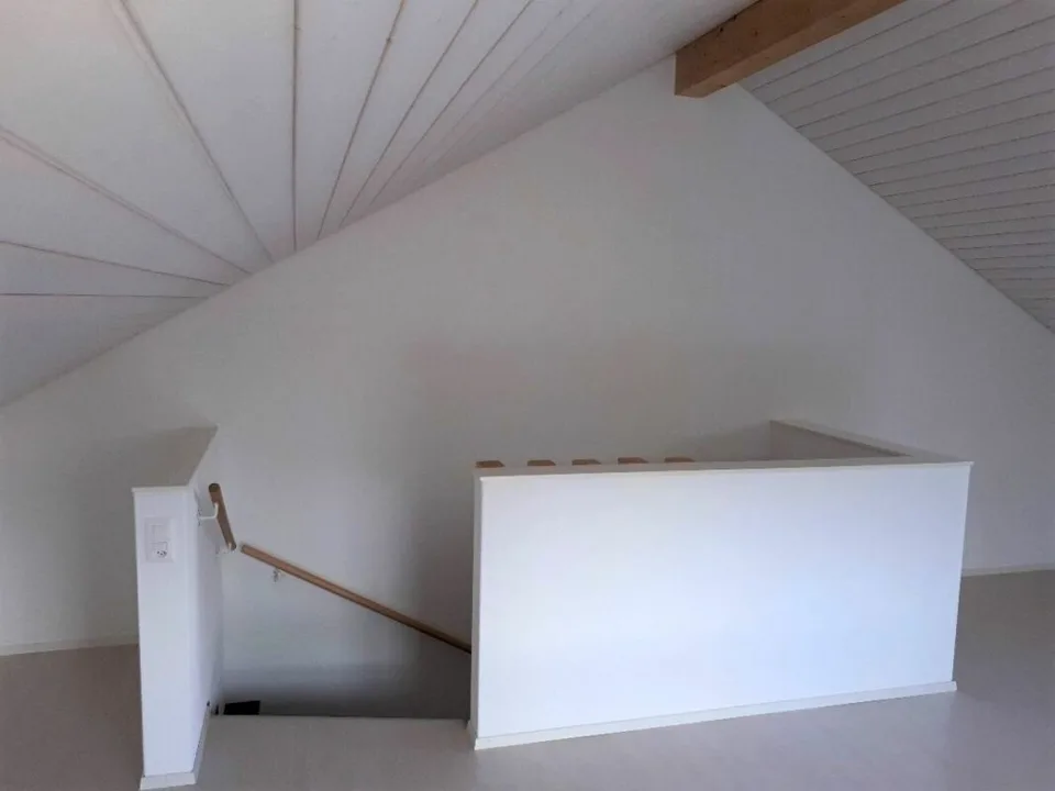 Spacious semi-detached house adjacent to the agricultural zone