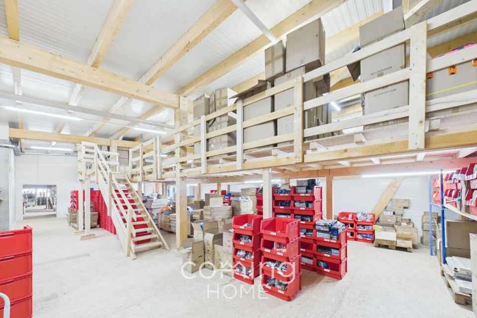 Alles unter einem Dach in Niederbipp - Gewerbegebäude mit Büro, Lager und Ladenlokal – Foto 11 von 20