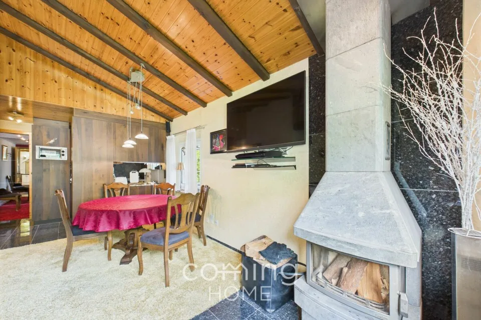 Gemütlich und alpin - 2.5-Zimmer-Wohnung mit Cheminée und Bergsicht in Saas-Grund – Foto 6 von 14