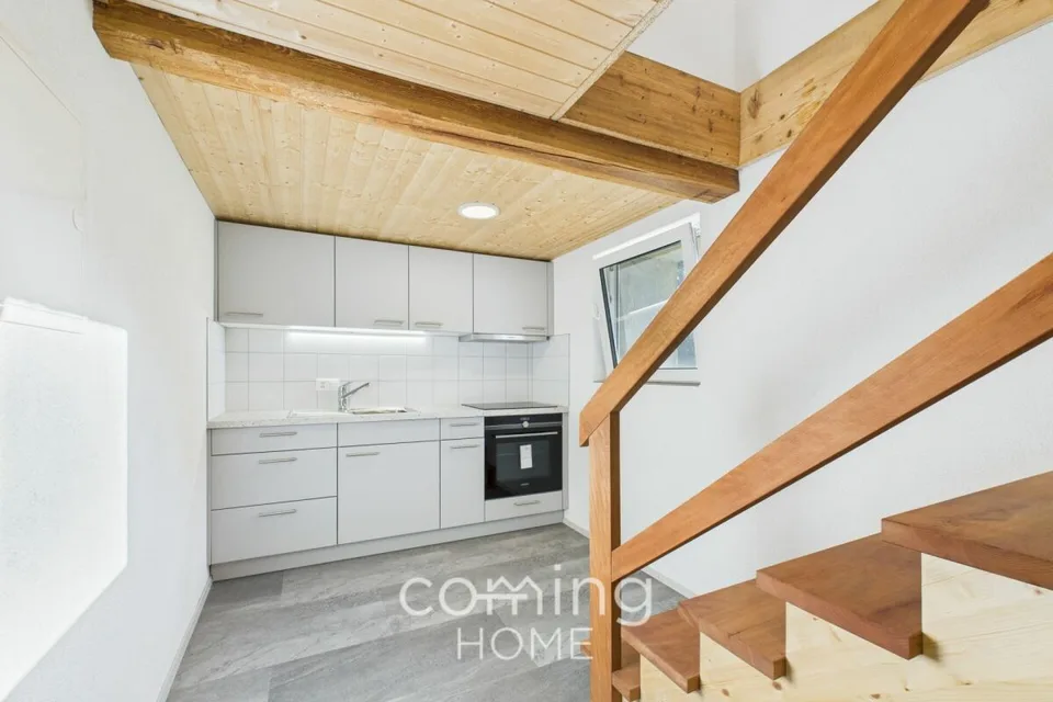 Au calme, ensoleillé et avec vue sur les montagnes : appartement 1,5 pièce comme neuf à Hohtenn