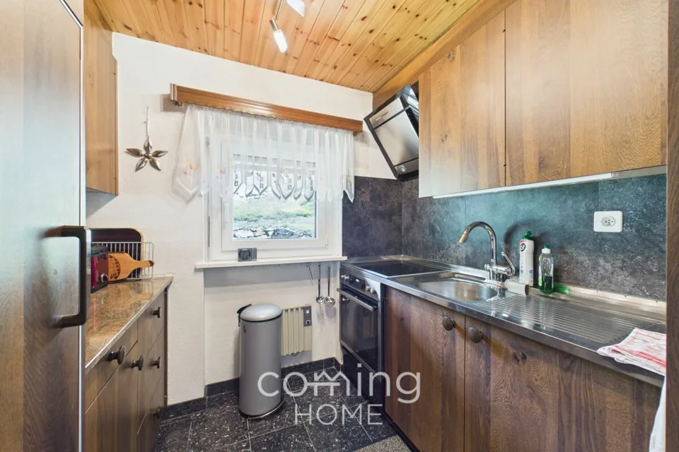 Evenings by the fireplace, mornings with mountain views - 2.5-room flat in Saas-Grund – photo 6 of 14