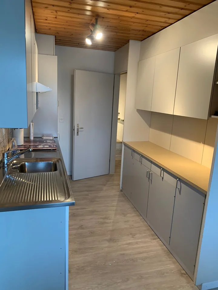 Helle 5.5-Zimmer-Wohnung im 9. Stock mit Panoramablick in Ostermundigen