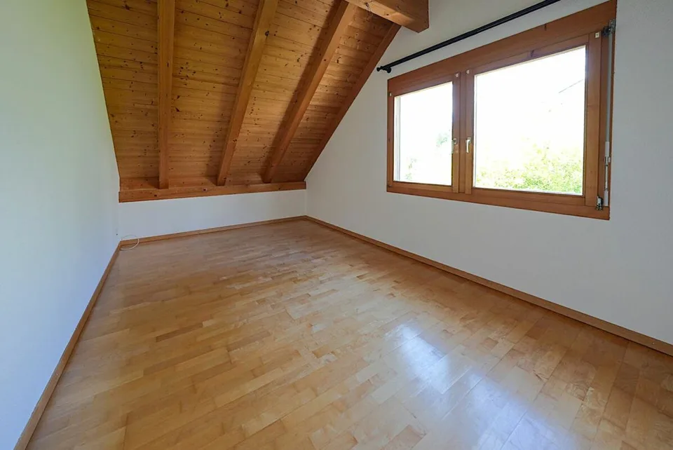 Casa a schiera soleggiata con vista sulla montagna – foto 10 di 11