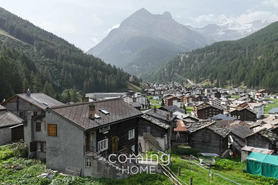 Charmante 4-Zimmerwohnung in Saas-Grund mit sonniger Bergsicht – Foto 9 von 12