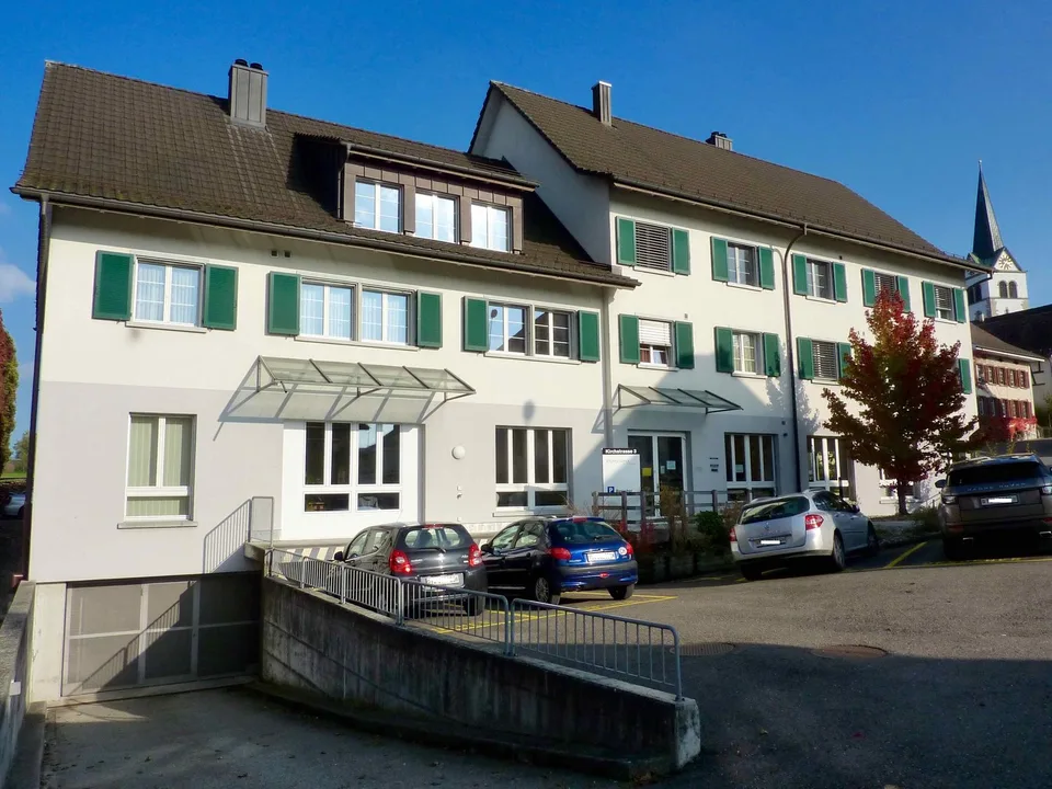 2.5 Zimmer-WHG im 2. OG - eigene Waschmaschine