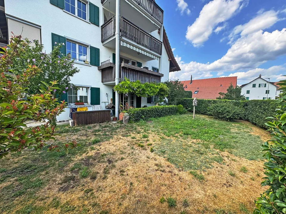 4.5-Zimmer-Wohnung im Erdgeschoss mit Doppeleinstellplatz in der Tiefgarage – Foto 3 von 16