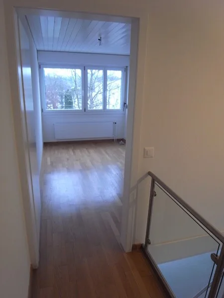 Row house with garden, garage, and hobby room