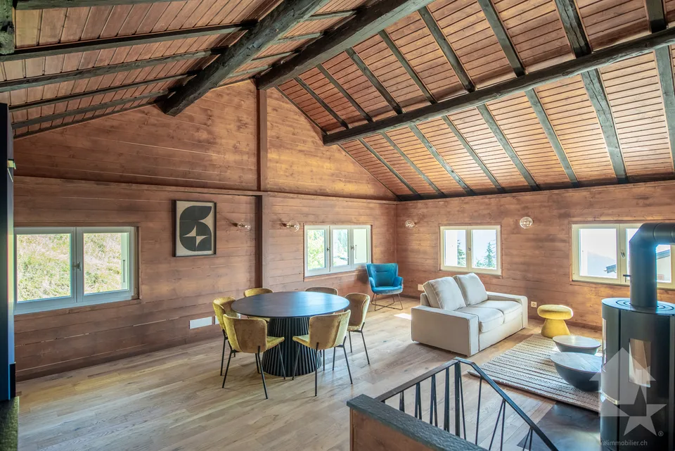 Maison mitoyenne refaite à neuf : calme, vue et ensoleillée – photo 7 sur 25