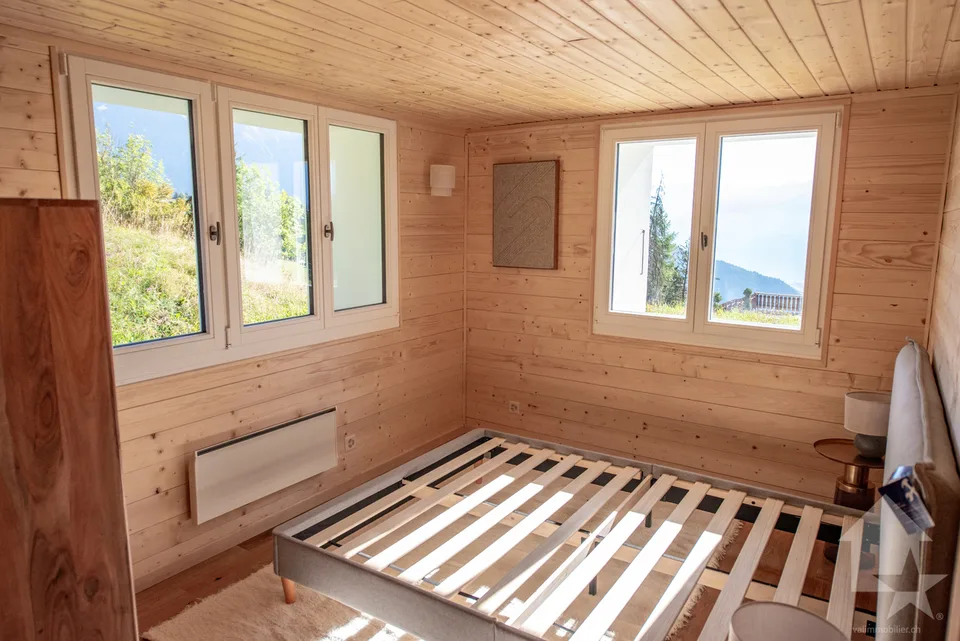 Maison mitoyenne refaite à neuf : calme, vue et ensoleillée – photo 13 sur 25