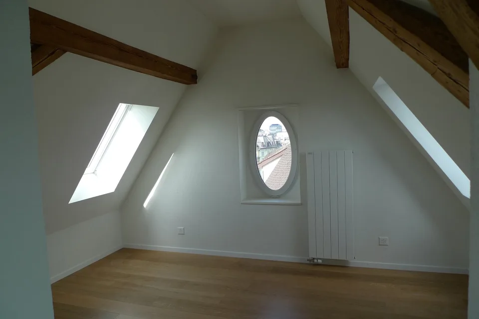 Maisonette en mansarde charmante avec terrasse sur le toit et vue sur les Alpes – photo 11 sur 17
