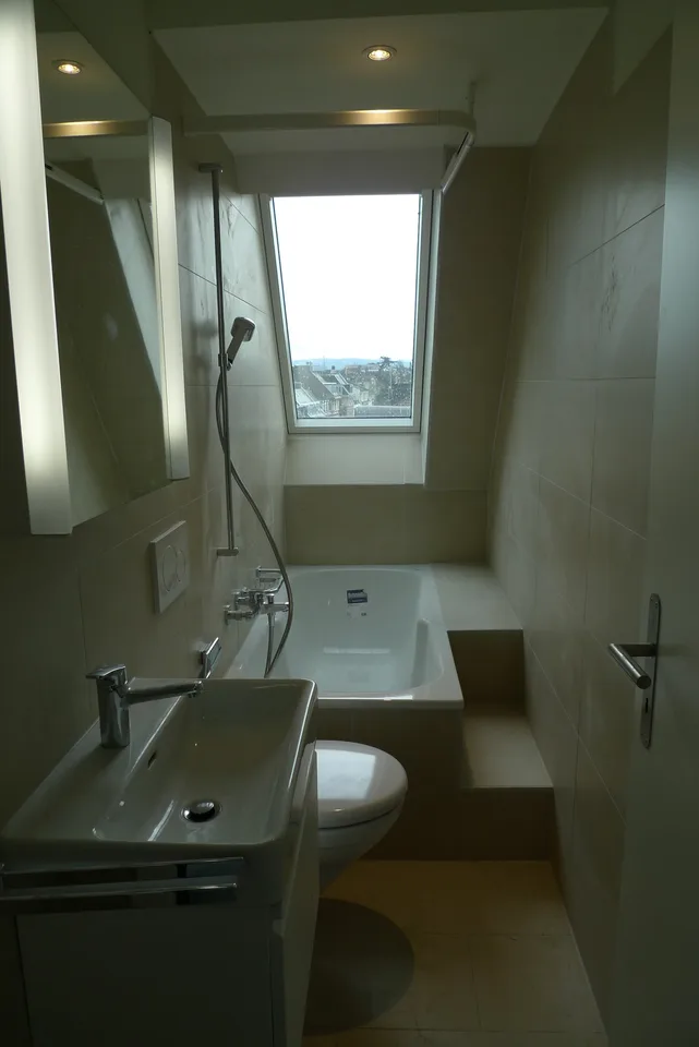 Maisonette en mansarde charmante avec terrasse sur le toit et vue sur les Alpes – photo 9 sur 17