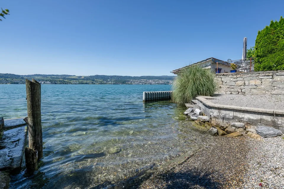 Erste Reihe für Sie: Haus mit direktem Seezugang