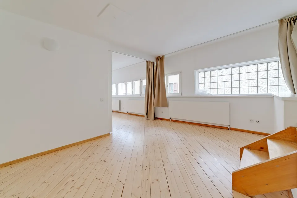 2 MESI GRATUITI - Bellissimo loft ristrutturato di 120 mq a Cadro – foto 12 di 13