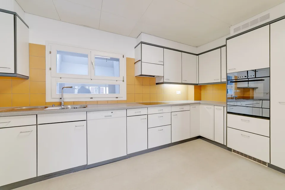 2 MESI GRATUITI - Bellissimo loft ristrutturato di 120 mq a Cadro – foto 7 di 13