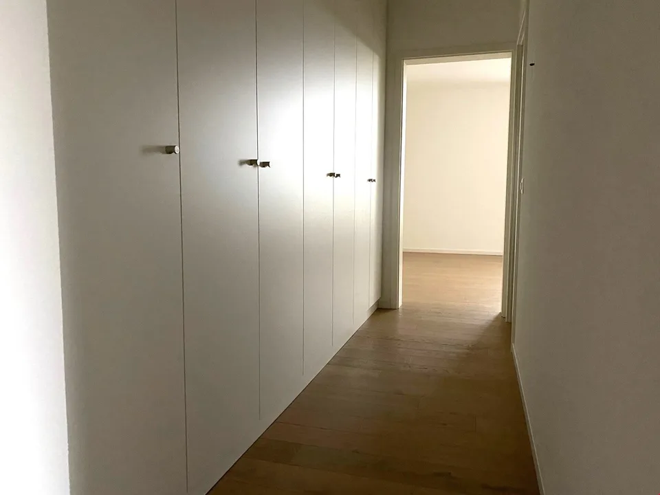 4,5 pièces - complètement rénové - position privilégiée – photo 11 sur 14