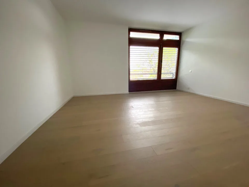 4,5 pièces - complètement rénové - position privilégiée – photo 12 sur 14