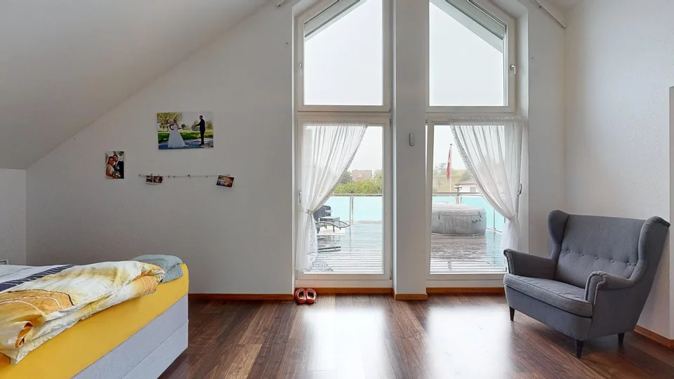 Grosszügiges 4.5-Zimmer Einfamilienhaus mit Wintergarten – Foto 13 von 13