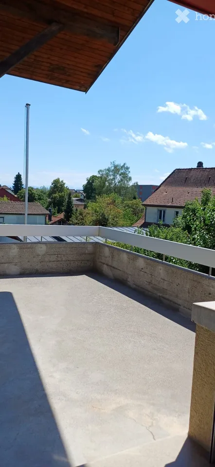 Appartement spacieux 4,5 pièces avec bureau à louer