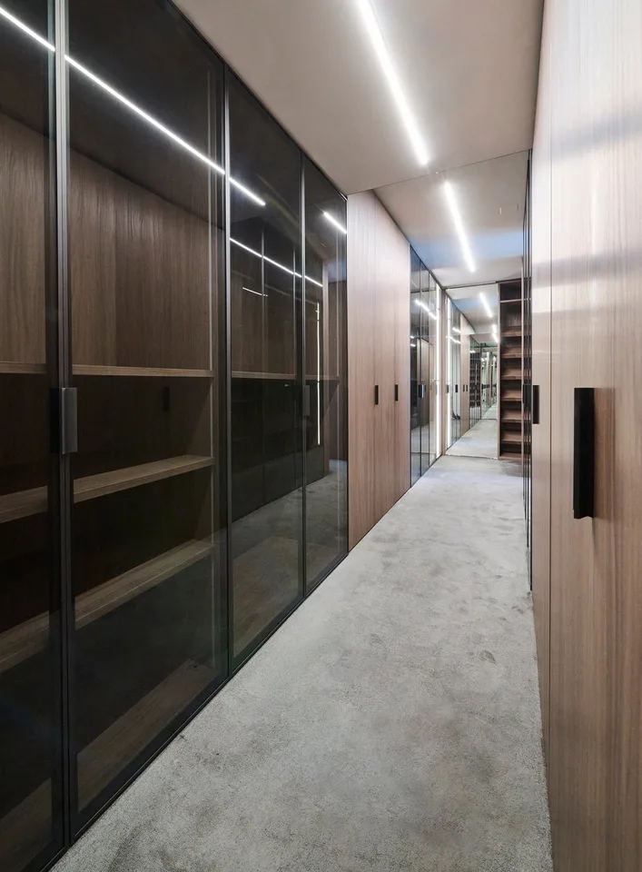 LIBELLULA RESIDENCE: Stupendo appartamento con enorme giardino e vista lago – Foto 10 von 16