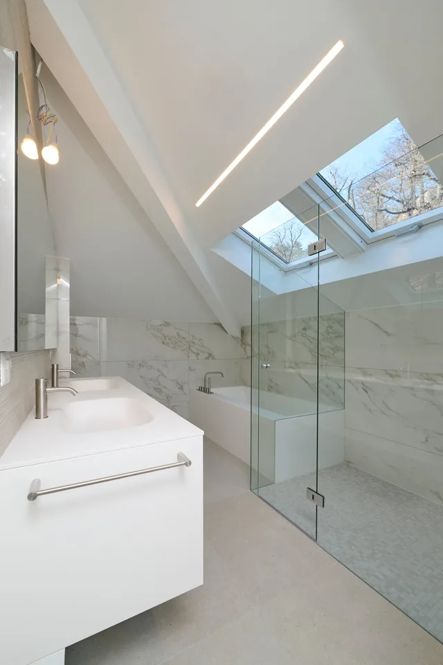 Attico in villa Storica ristrutturata con piscina esterna ed interna – foto 10 di 20