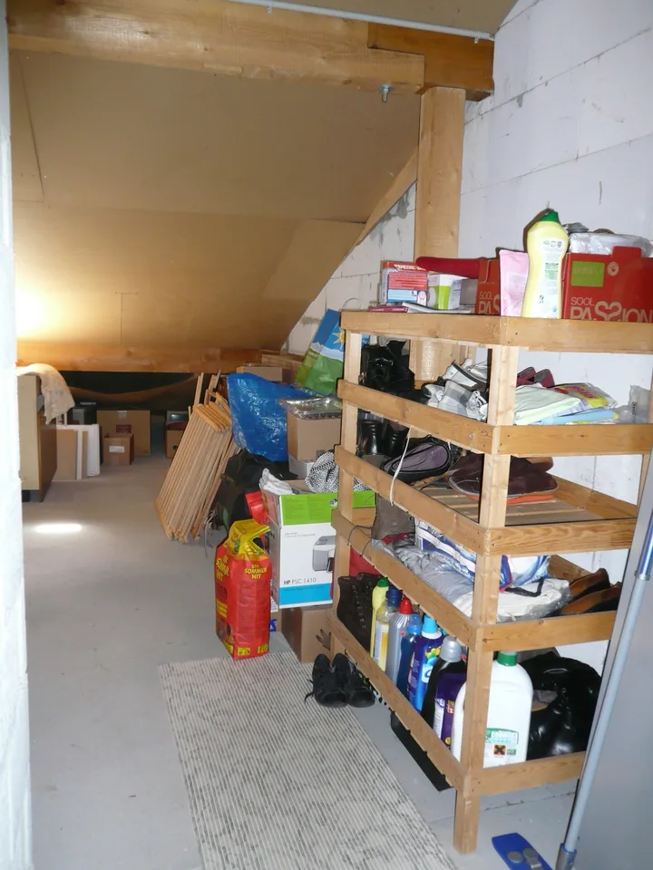 2.5 Zi.-Dachwohnung mit grosser Terrasse