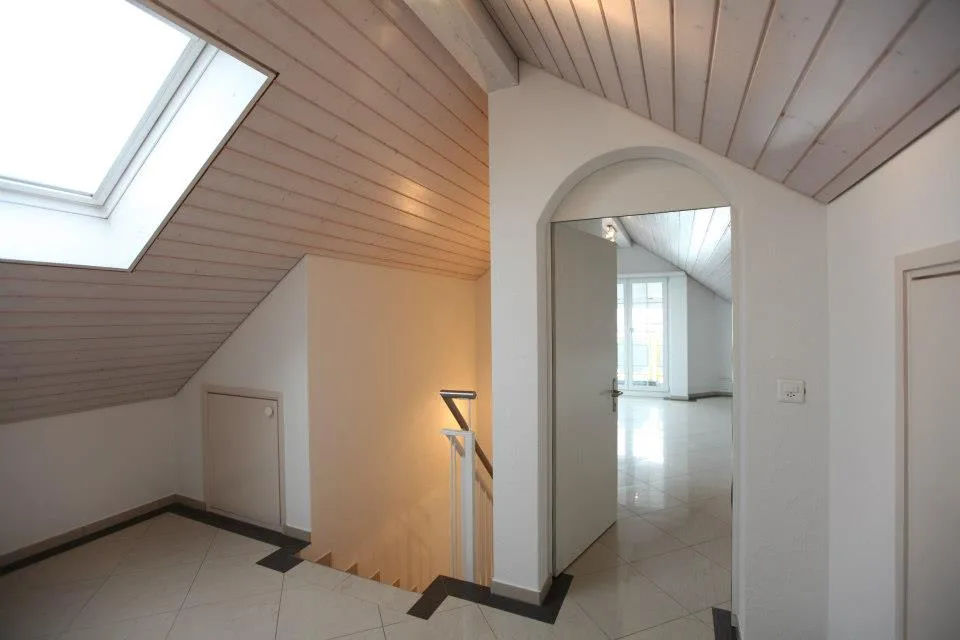 Exclusive 5.5-room maisonette apartment with gallery and large balcony