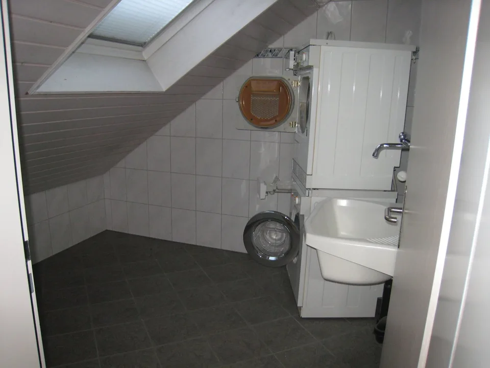 Exclusive 5.5-room maisonette apartment with gallery and large balcony