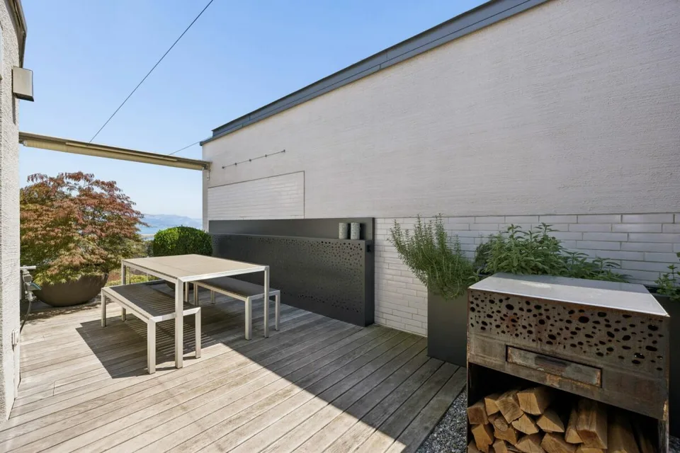 Maison mitoyenne de 5,5 pièces attractive avec vue sur le lac et grande terrasse – photo 12 sur 15