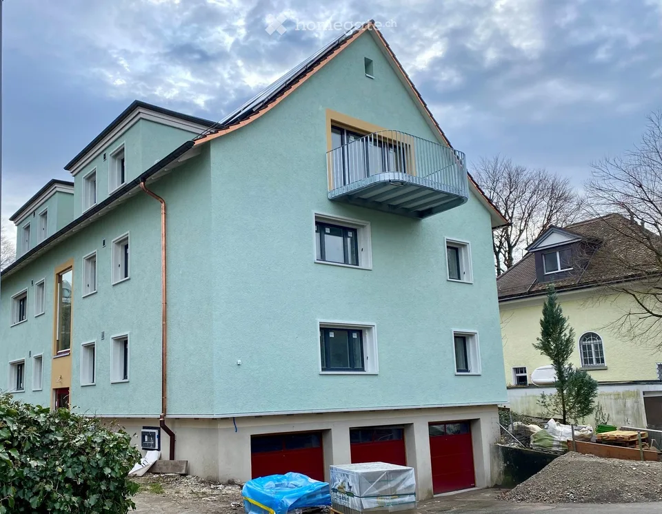 Helle und zentrale Wohnung in unmittelbarer Nähe zur Seeanlage Küsnachter Horn