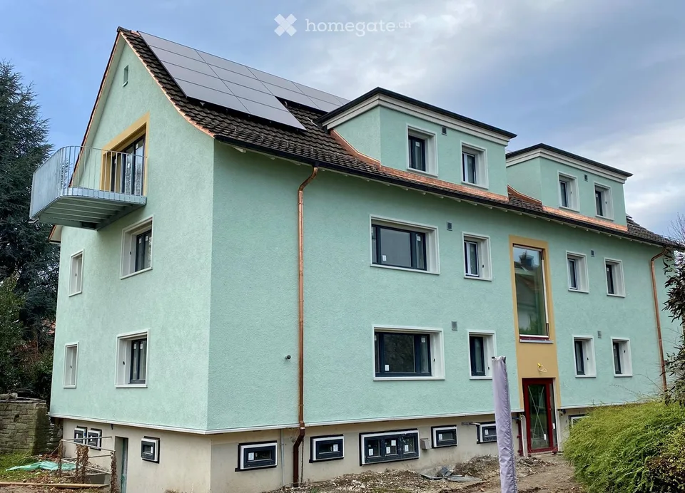 Helle und zentrale Wohnung in unmittelbarer Nähe zur Seeanlage Küsnachter Horn