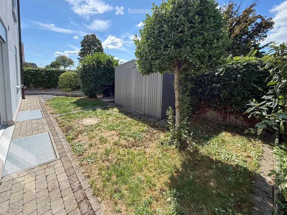 Appartamento di giardino esclusivo 4.5 locali con quattro posti auto, camino e sauna – foto 8 di 20